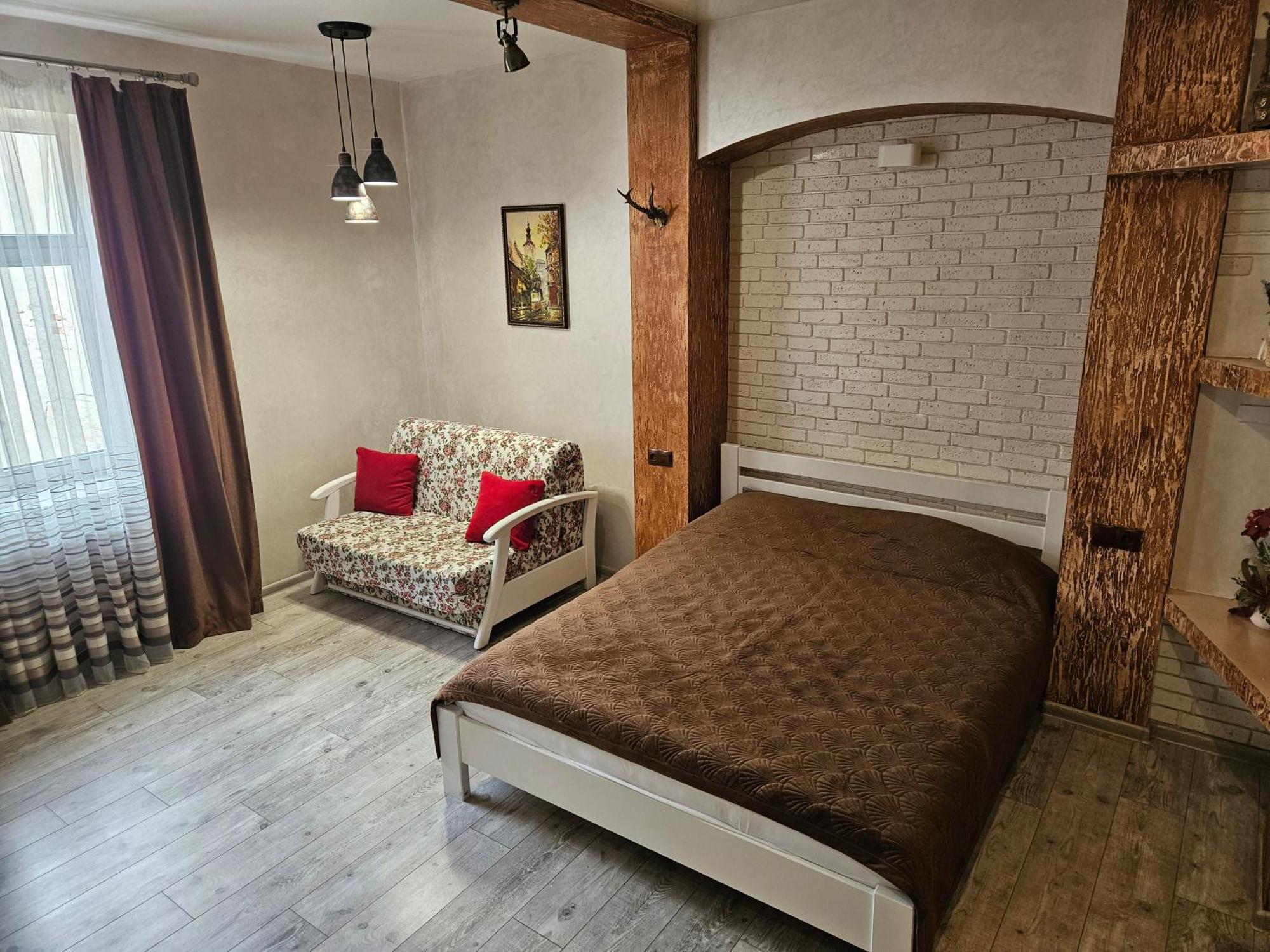 Apartment On Horodotska Street Lviv Exterior foto