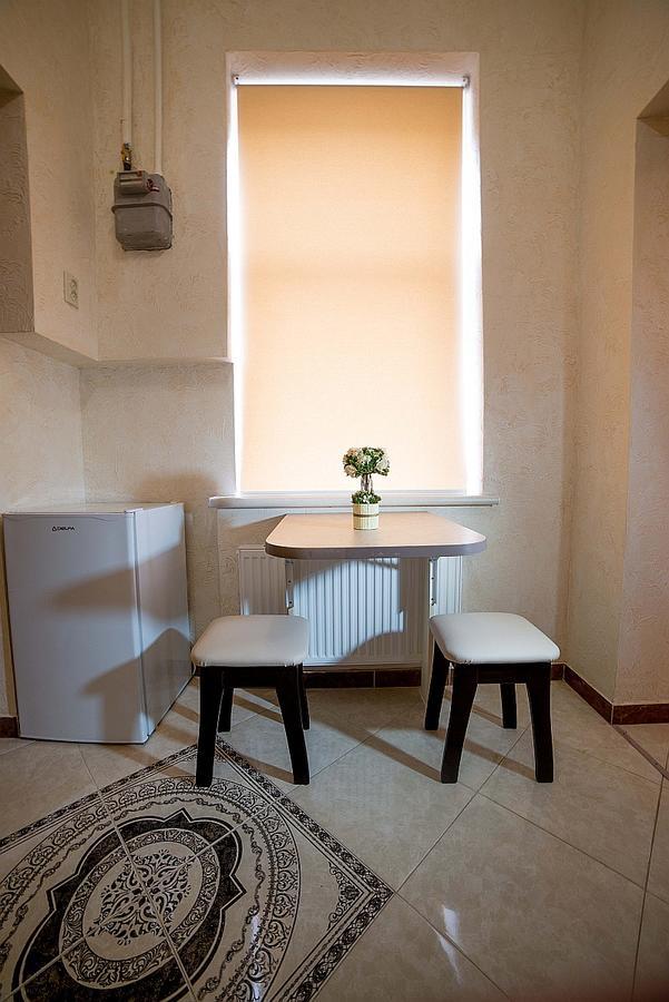 Apartment On Horodotska Street Lviv Exterior foto